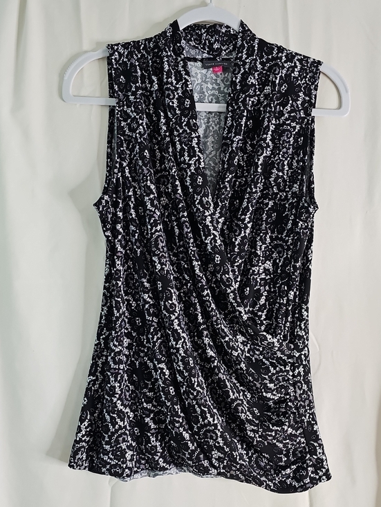 Vince Camuto Tops - Vince Camuto Black & White Draped Sleeveless Camisole